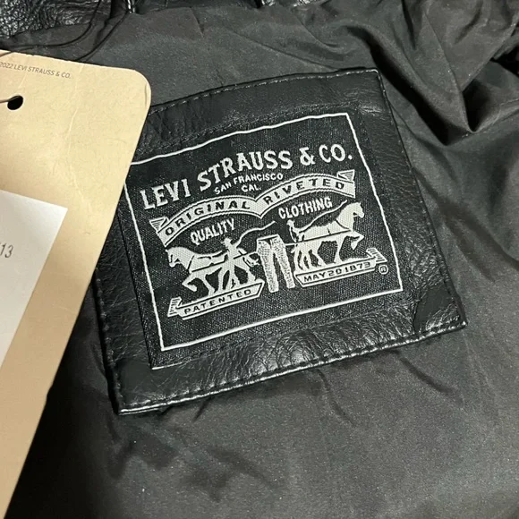 NWT Women's Black faux Leather Jacket - Picture 11 of 11